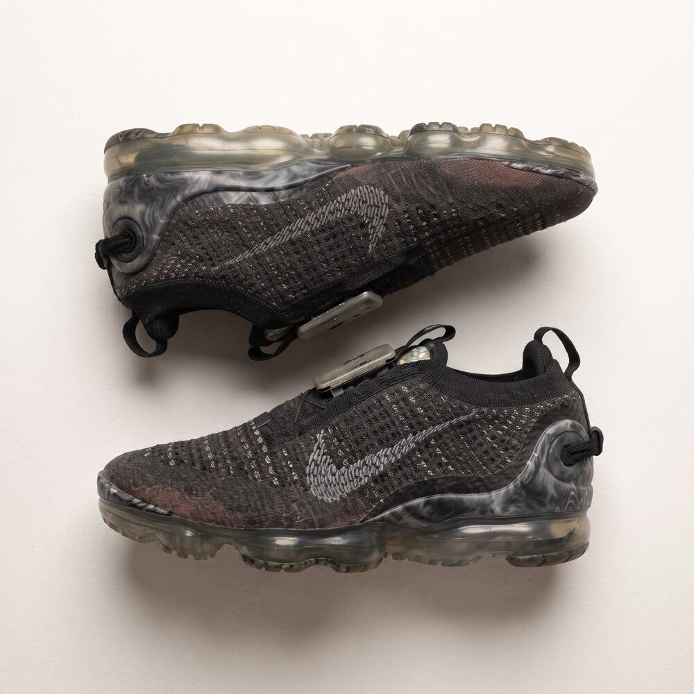 Nike Womens 8.5 Streetwear Athleisure Y2K Air VaporMax 2020 Flyknit Sneakers